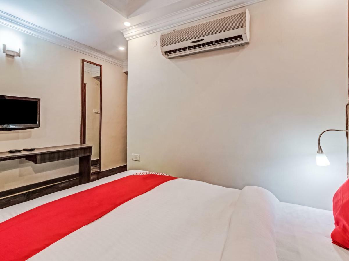 Oyo 24171 Hotel Meridian Dzsamsedpur Kültér fotó