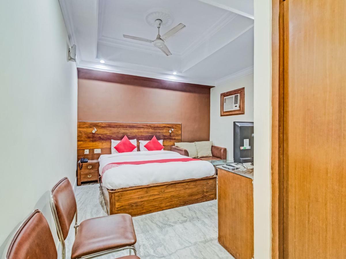 Oyo 24171 Hotel Meridian Dzsamsedpur Kültér fotó