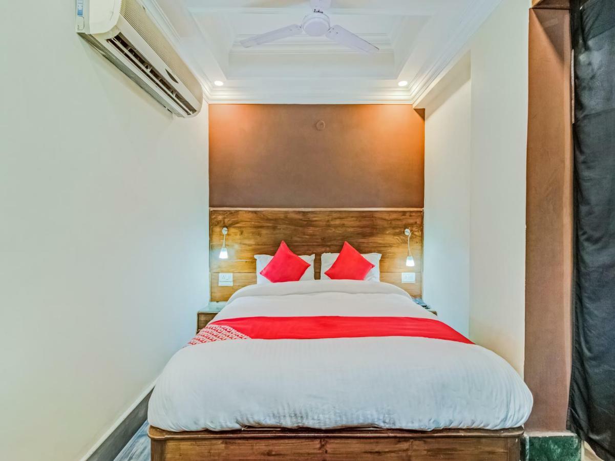 Oyo 24171 Hotel Meridian Dzsamsedpur Kültér fotó