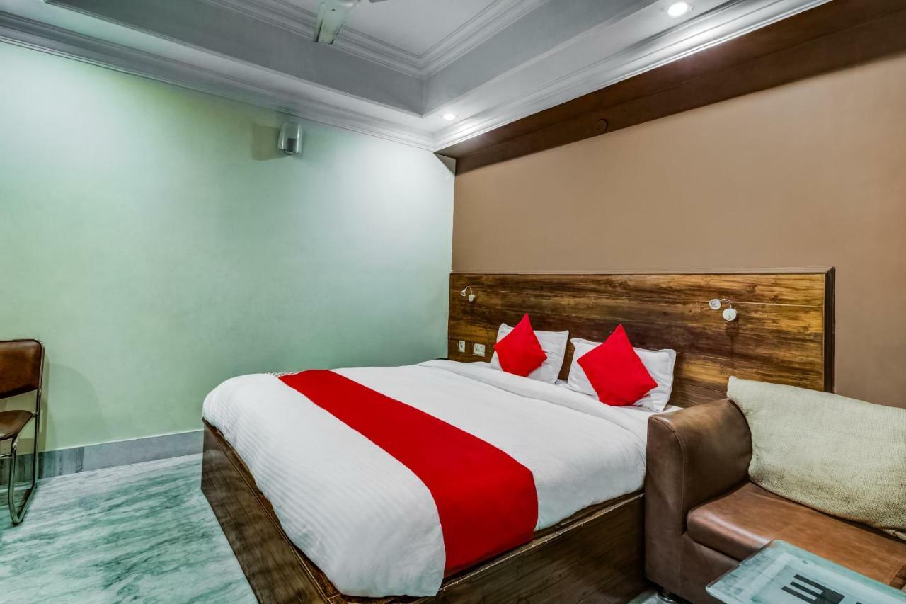 Oyo 24171 Hotel Meridian Dzsamsedpur Kültér fotó